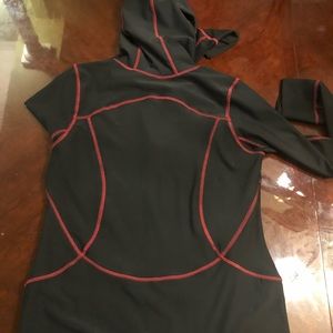 Black hooded jacket women’s